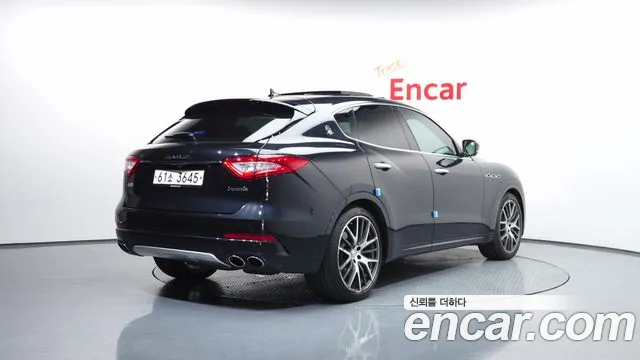 Maserati Levante 2017 — фото 2