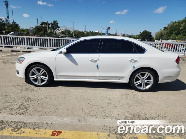 Volkswagen Passat 2015 — фото 17
