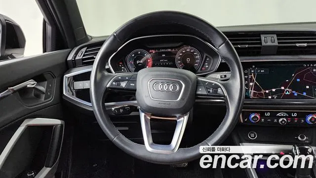 Audi Q3 2022 — фото 19