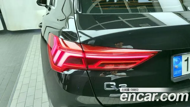 Audi Q3 2022 — фото 9