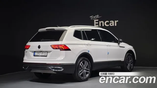 Volkswagen Tiguan 2023 — фото 2
