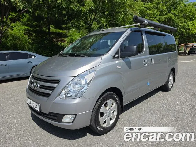 Hyundai Starex 2017 — фото 1