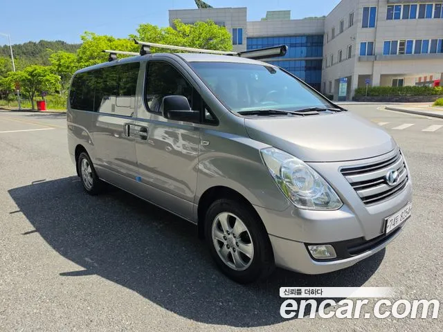 Hyundai Starex 2017 — фото 8