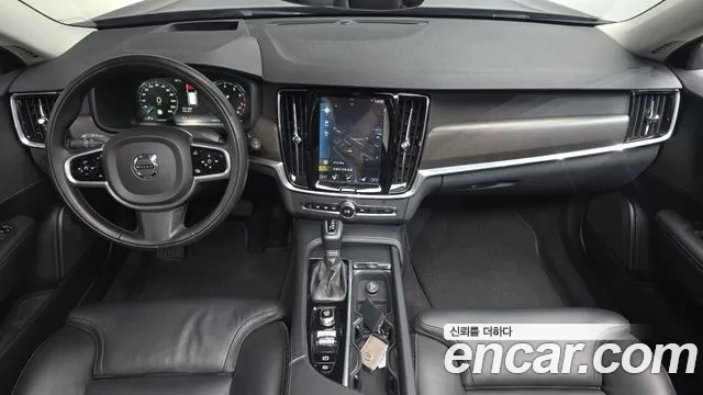 Volvo V90 2018 — фото 10