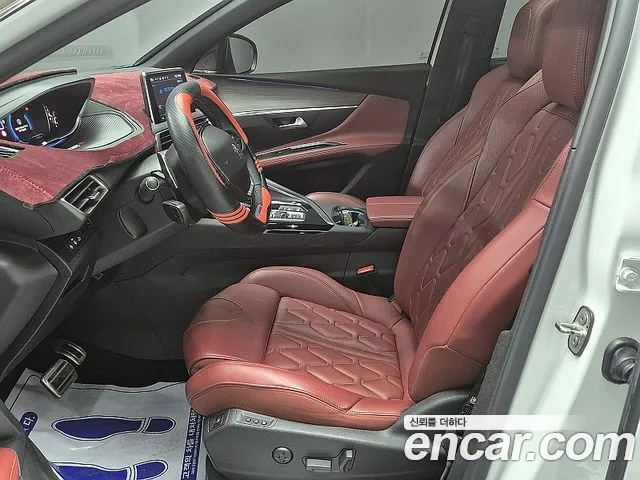 Peugeot 5008 2023 — фото 11