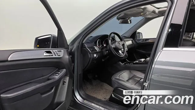Mercedes-Benz GLE-Class 2018 — фото 10