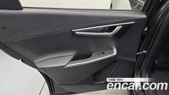 Kia EV6 2022 — фото 15