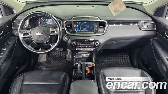 Kia Sorento 2018 — фото 10
