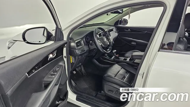 Kia Sorento 2018 — фото 13