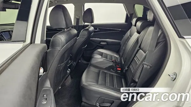 Kia Sorento 2018 — фото 18