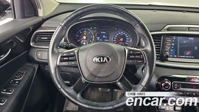 Kia Sorento 2018 — фото 19