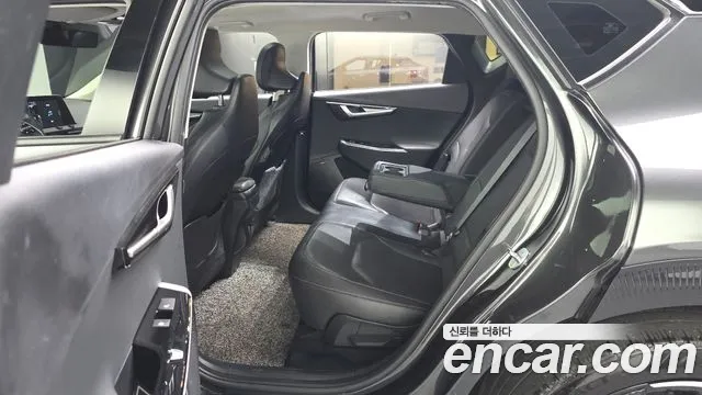 Kia EV6 2022 — фото 16