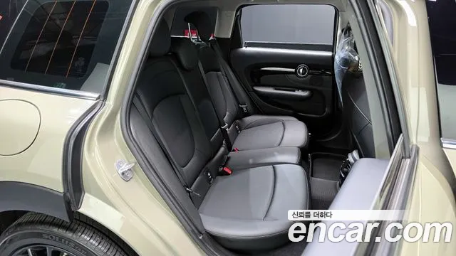 Mini Clubman 2020 — фото 17