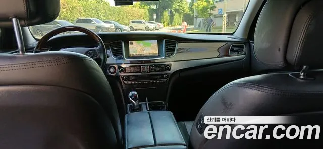Hyundai Equus 2015 — фото 8