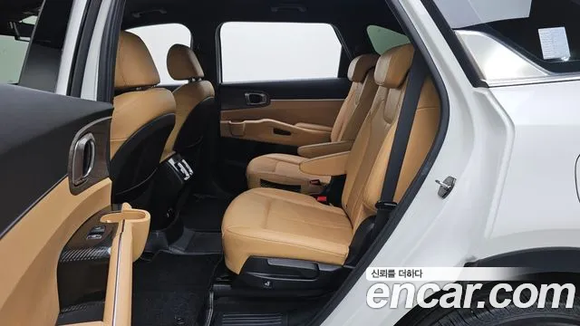 Kia Sorento 2021 — фото 15