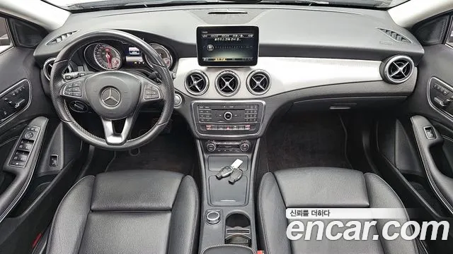 Mercedes-Benz GLA-Class 2016 — фото 7