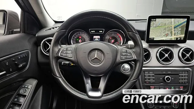 Mercedes-Benz GLA-Class 2016 — фото 13