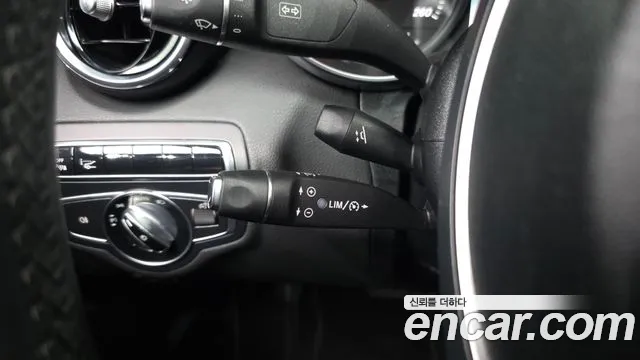 Mercedes-Benz C-Class 2016 — фото 19