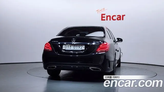 Mercedes-Benz C-Class 2017 — фото 4