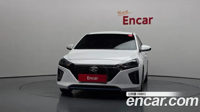 Hyundai Ioniq 2019 — фото 3