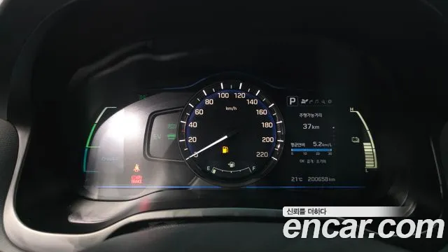 Hyundai Ioniq 2019 — фото 8
