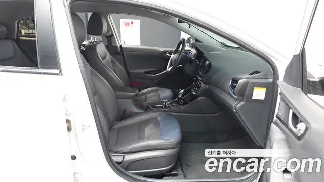 Hyundai Ioniq 2019 — фото 11