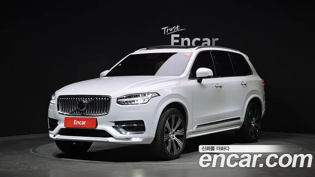Volvo XC90 2023 — фото 1