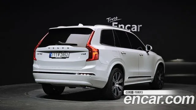 Volvo XC90 2023 — фото 2