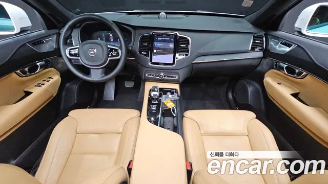 Volvo XC90 2023 — фото 10