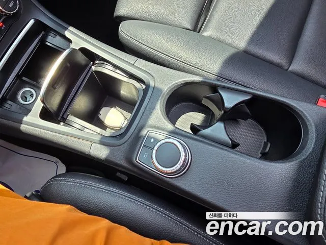 Mercedes-Benz B-Class 2017 — фото 15
