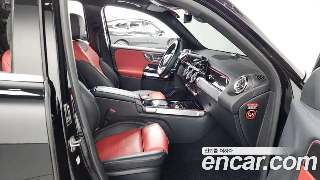 Mercedes-Benz GLB-Class 2023 — фото 16