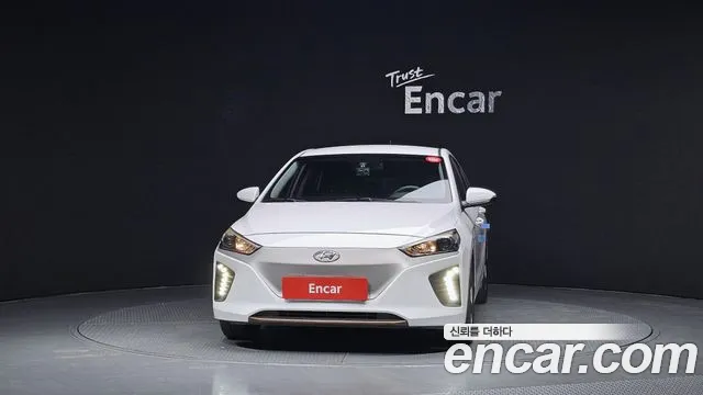Hyundai Ioniq 2018 — фото 3