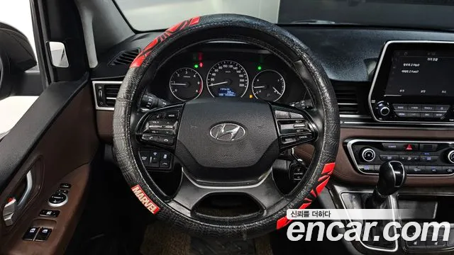 Hyundai Starex 2019 — фото 19
