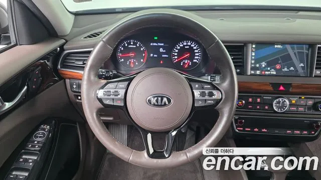 Kia K7 2016 — фото 19