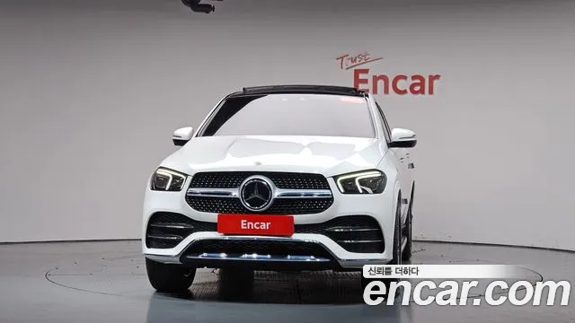 Mercedes-Benz GLE-Class 2022 — фото 2