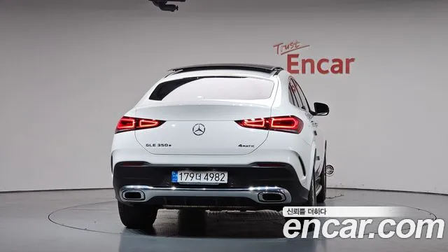 Mercedes-Benz GLE-Class 2022 — фото 3