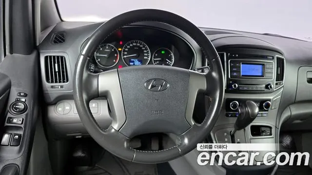 Hyundai Starex 2019 — фото 13