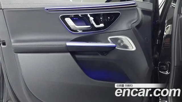 Mercedes-Benz EQE 2025 — фото 15