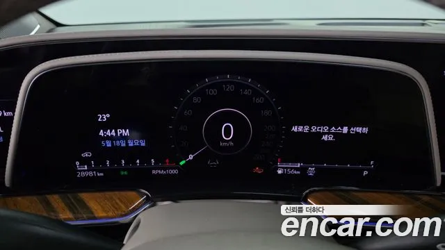 Cadillac Escalade 2021 — фото 11