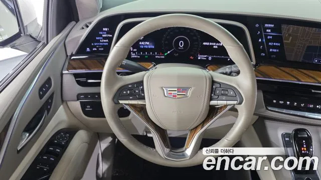 Cadillac Escalade 2021 — фото 19