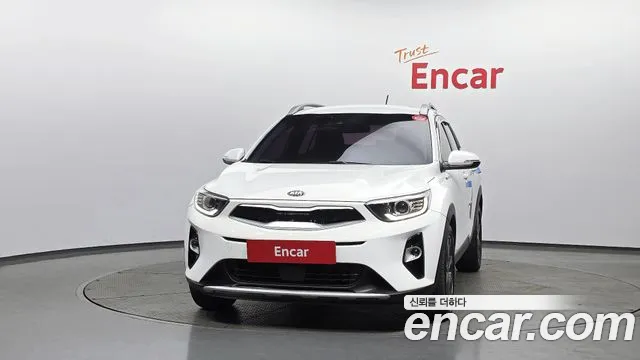 Kia Stonic 2018 — фото 3