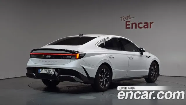 Hyundai Sonata 2024 — фото 1