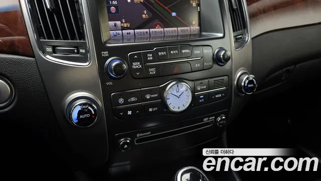 Hyundai Equus 2010 — фото 18