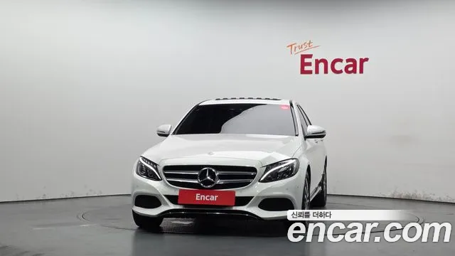 Mercedes-Benz C-Class 2017 — фото 3