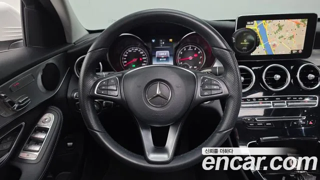 Mercedes-Benz C-Class 2017 — фото 13