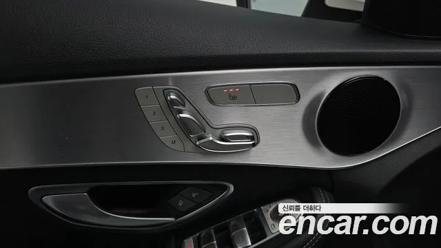 Mercedes-Benz C-Class 2017 — фото 18