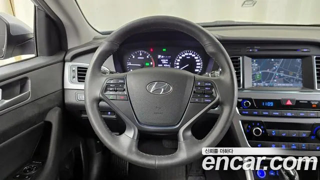 Hyundai Sonata 2016 — фото 13