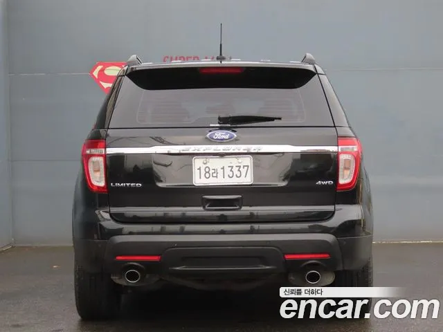 Ford Explorer 2011 — фото 4