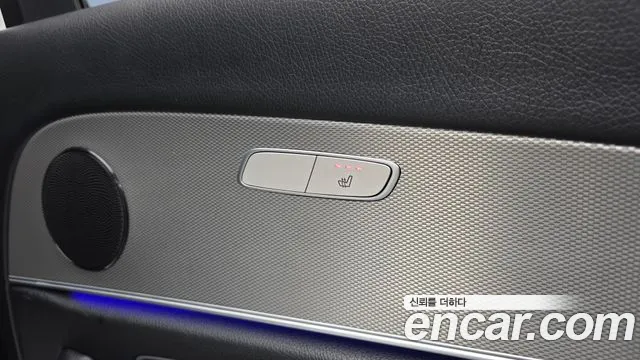 Mercedes-Benz E-Class 2017 — фото 16