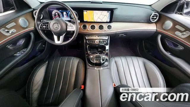 Mercedes-Benz E-Class 2019 — фото 7